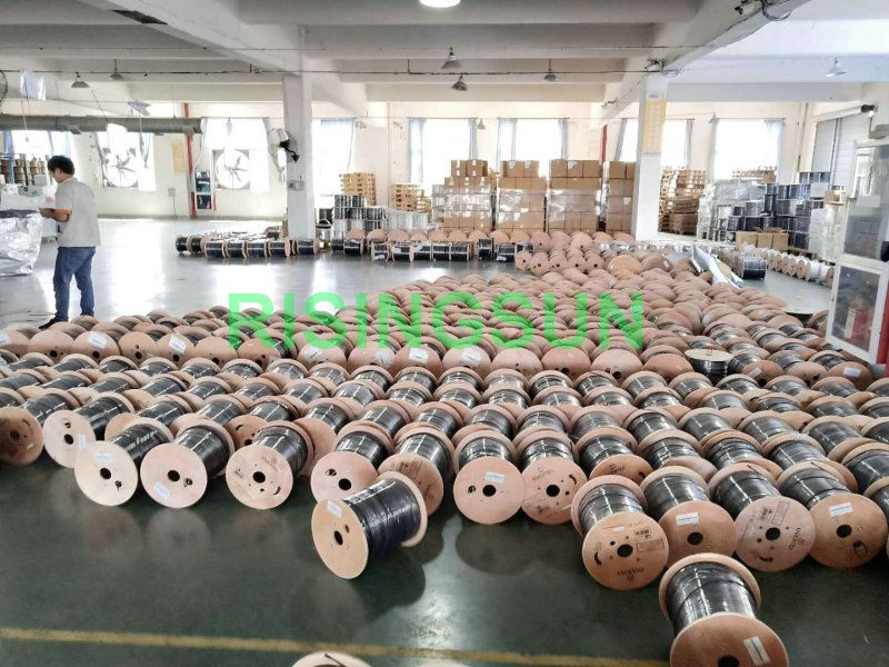 1c, 2c, 4c, 6c, 8c, 12c FTTH Drop Cable for Indoor/Outdoor Drop/Aerial Communication