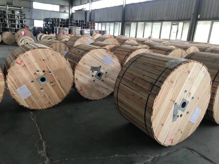 Indoor Outdoor 1 2 4 Core FTTH Fiber Optic Drop Cable